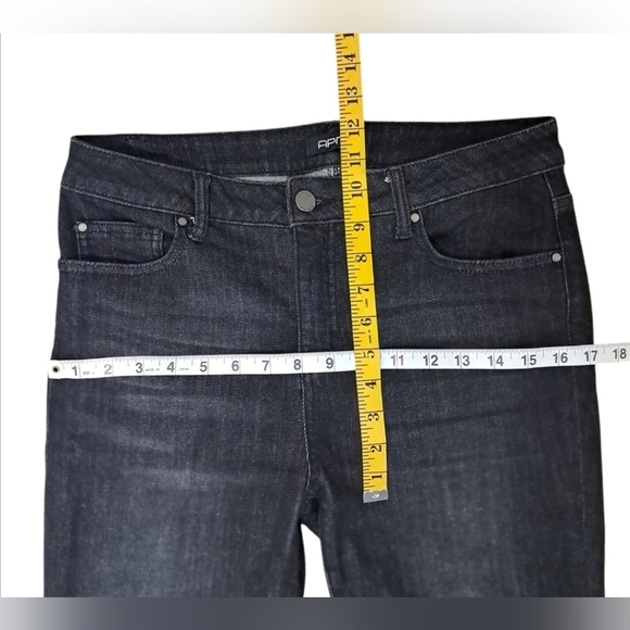 APNY Liberty Asymmetric Raw Hem Black Jeans Women’s 8 Cropped Slim - Picture 14 of 16